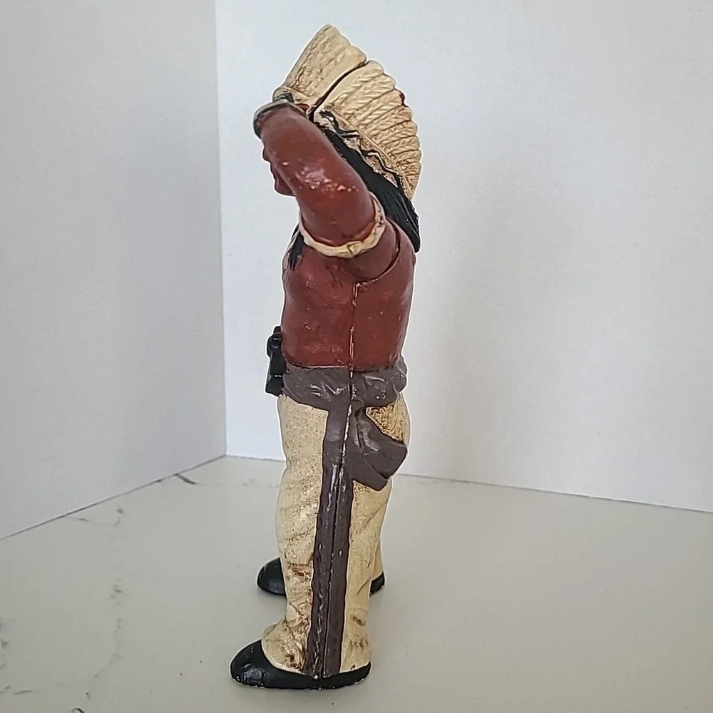 VIntage Cast Iron Native American Indian Chief‎ Warrior Tomahawk Coin Bank 9.6